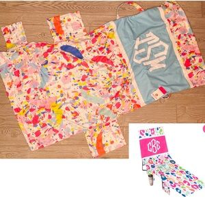 NWT “TSM” monogrammed lounge chair beach towel cover with pockets vacation